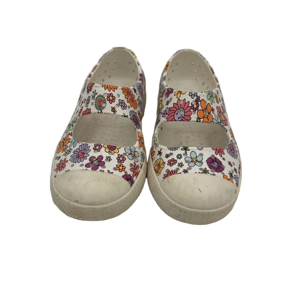 Water Shoes / Mary Jane Style