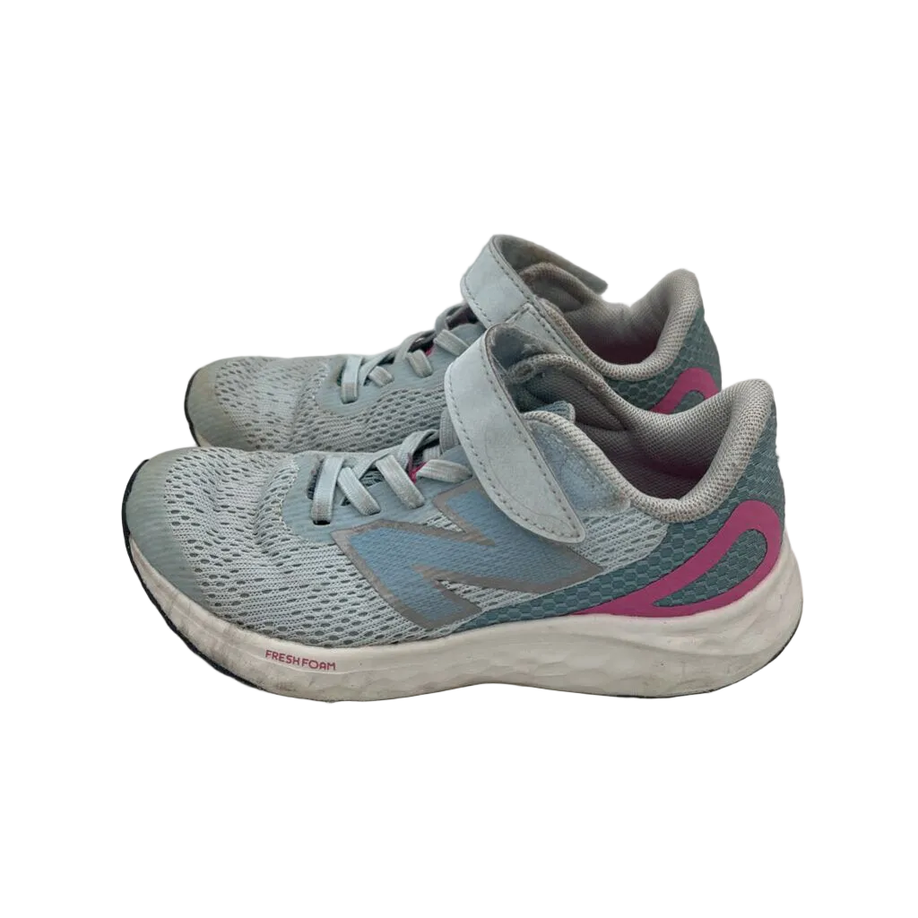 Sneakers / Elastic Laces