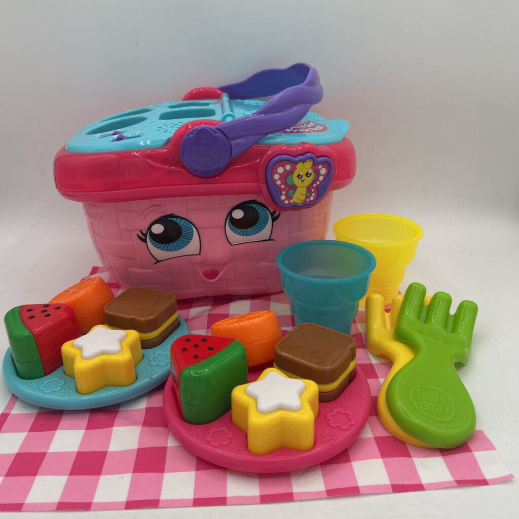 Shape & Sharing Picnic Basket