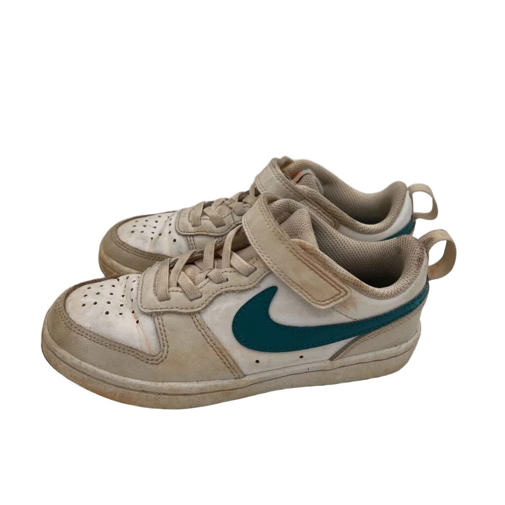 Elastic Lace Sneakers / Velcro Closure