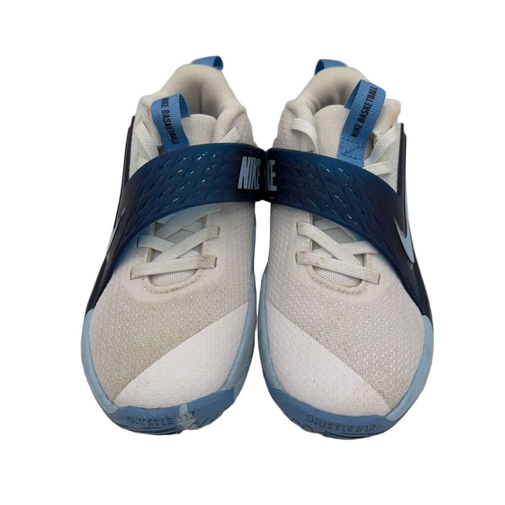 Team Hustle Basketball Sneaker
