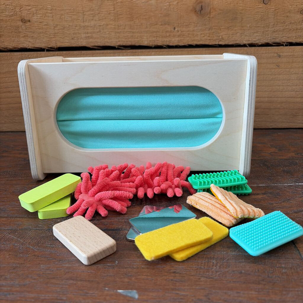 Sensory Box/Missing Piece