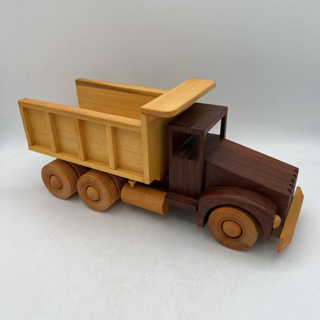 Wood Dump Truck
