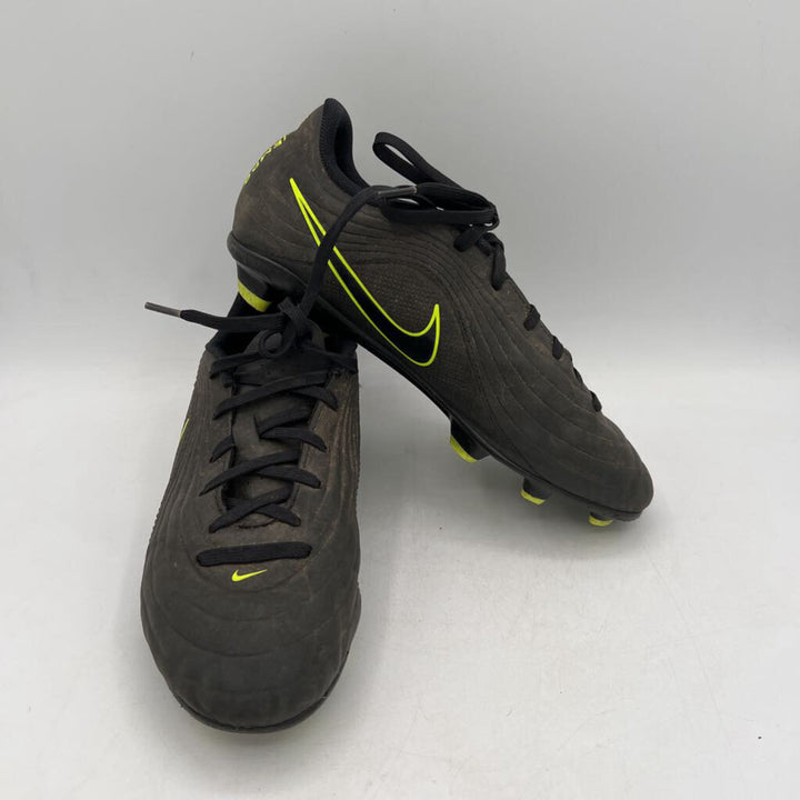 Tiempo Maestro Soccer Cleats