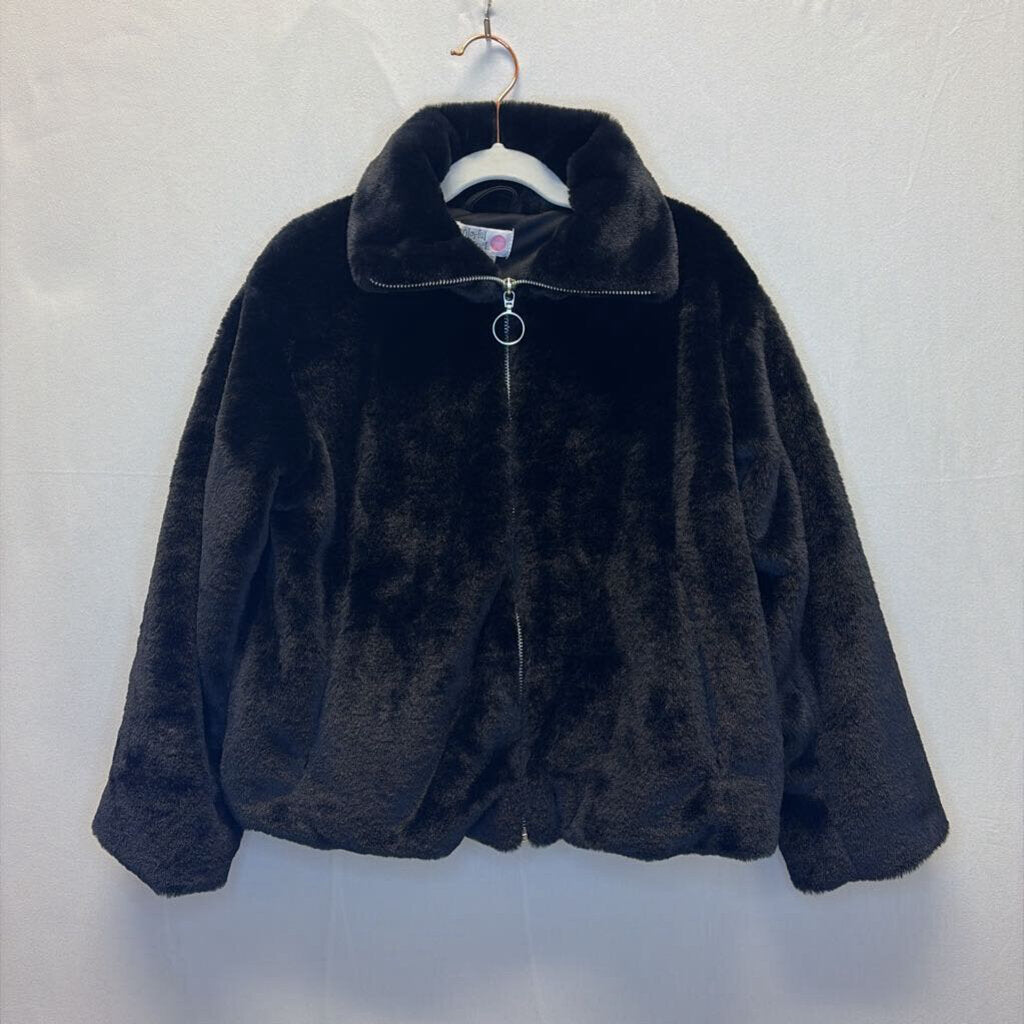 Turtleneck Waist Coat/ Faux Fur