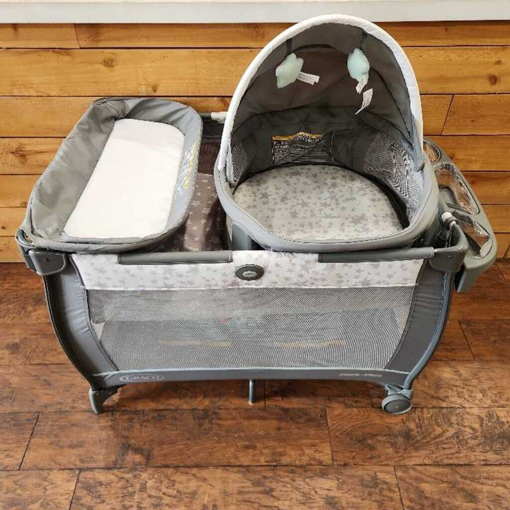 Pack n Play + Blackout Cover