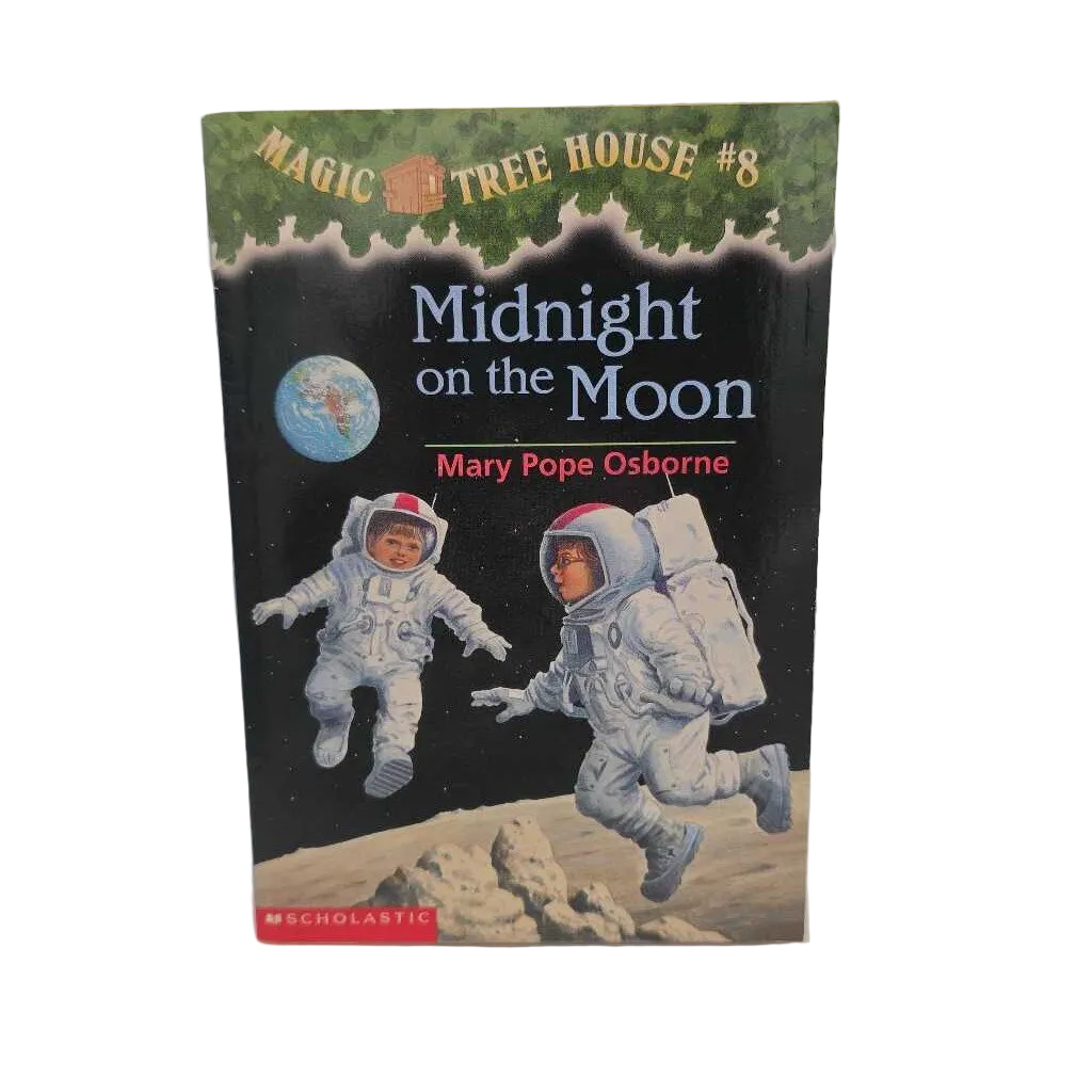 Magic Tree House: Midnight on the Moon #8