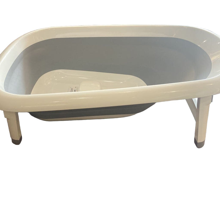 Sit & Store Bathtub
