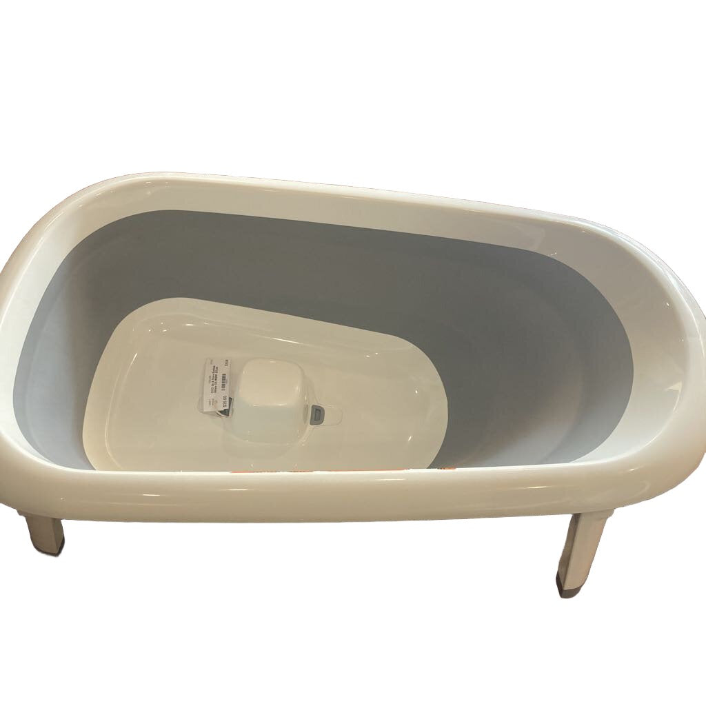 Sit & Store Bathtub