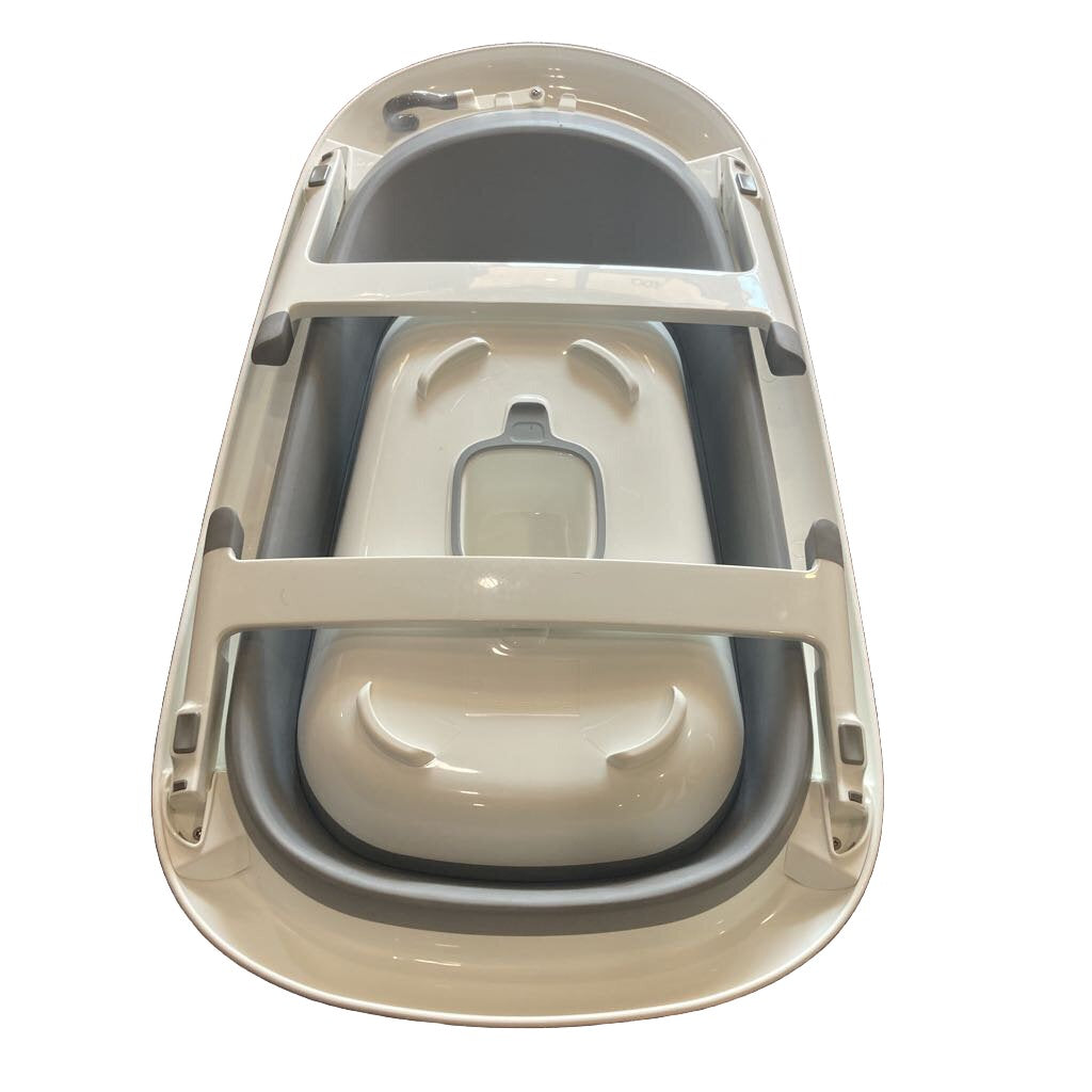 Sit & Store Bathtub