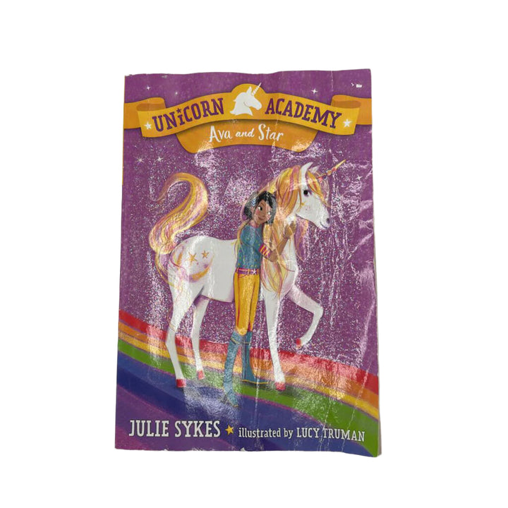 Unicorn Academy Ava & Star