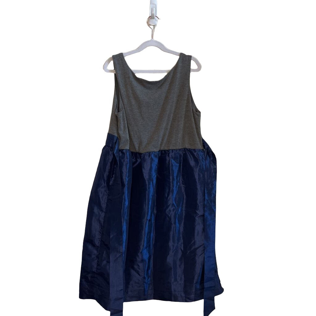 Sleeveless Tie Back Dress