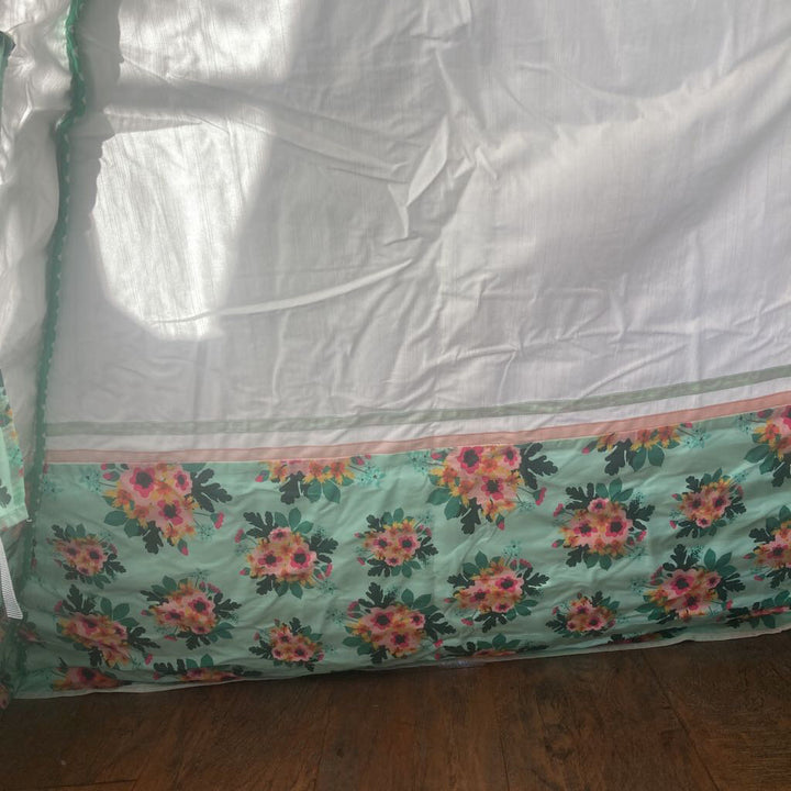 Jane Barley Fields Play Tent